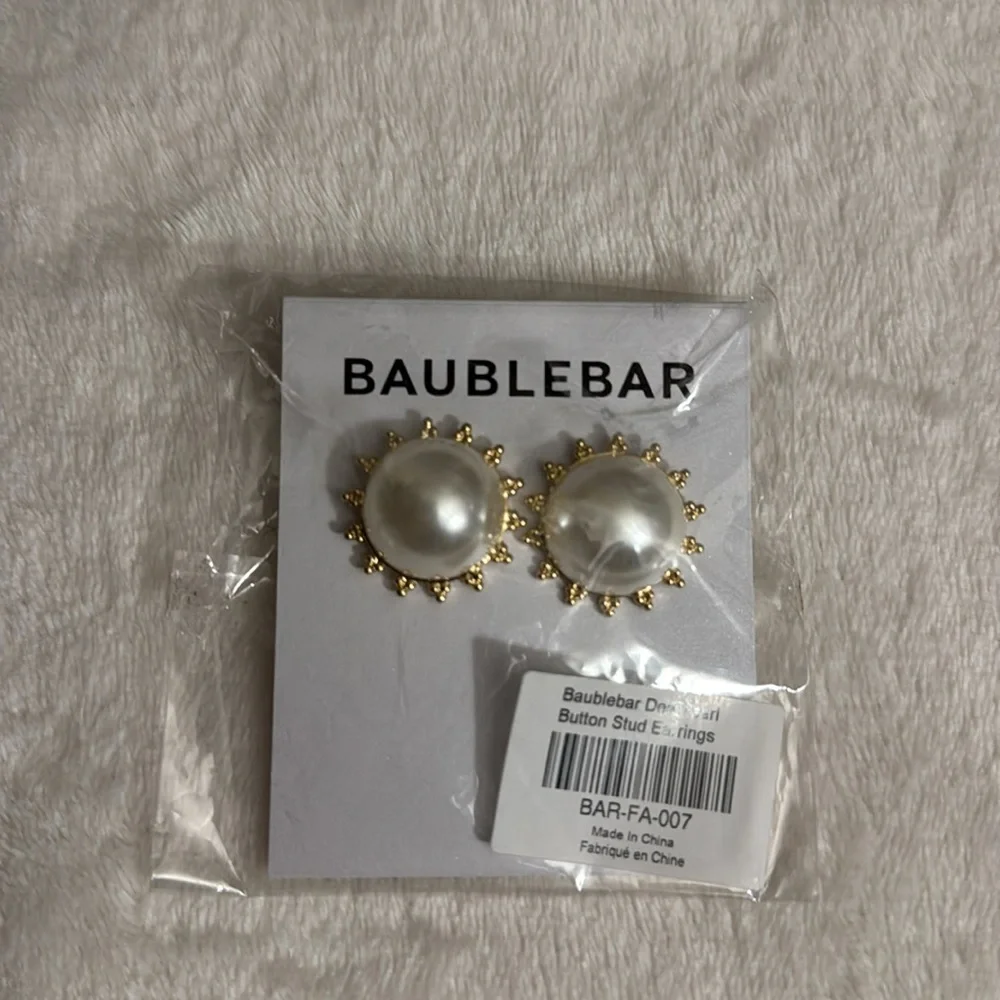 Baublebar Dee Pearl Button Stud Earrings - Picture 3 of 5
